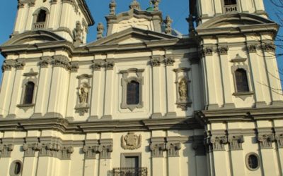 В архикатедральному храмі Тернополя проводять Літургії іноземними мовами