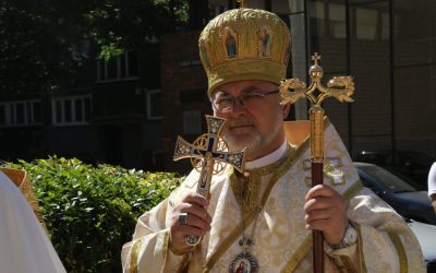 Владика Володимир Ющак святкує 25-річчя єпископської хіротонії. Його привітав Глава УГКЦ