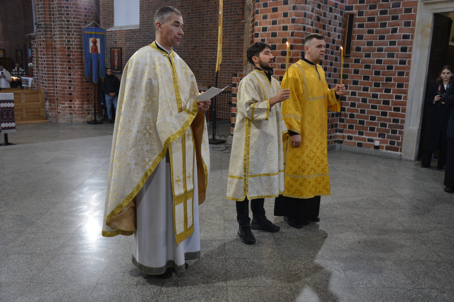 Відеозапис свячень свічконосця, читця, співця, піддиякона та диякона у Вроцлаві