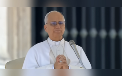 ЗАВДЯКИ ТОМУ, ЩО ІСУС ПОЛЮБИВ НАС ДО КІНЦЯ, МИ МОЖЕМО ЛЮБИТИ ОДНІ ОДНИХ – СВЯТІШИЙ ОТЕЦЬ ПАПА ЛЕВ XIV.