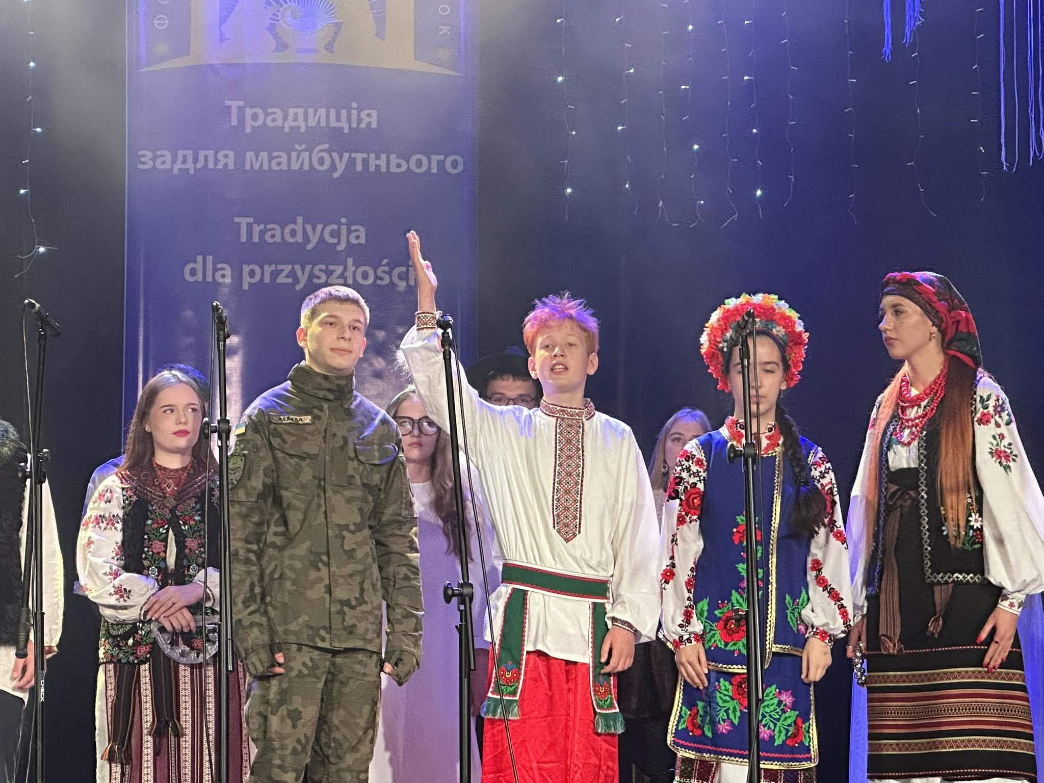 Старгардська молодь на фестивалі Вертепів у Валчу