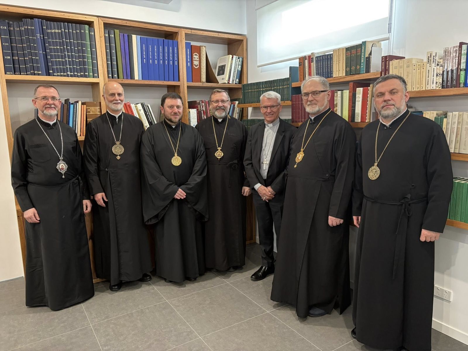 В Австралії відбулася історична зустріч Постійного Синоду УГКЦ з Головою єпископської конференції Австралії Тімоті Костелло