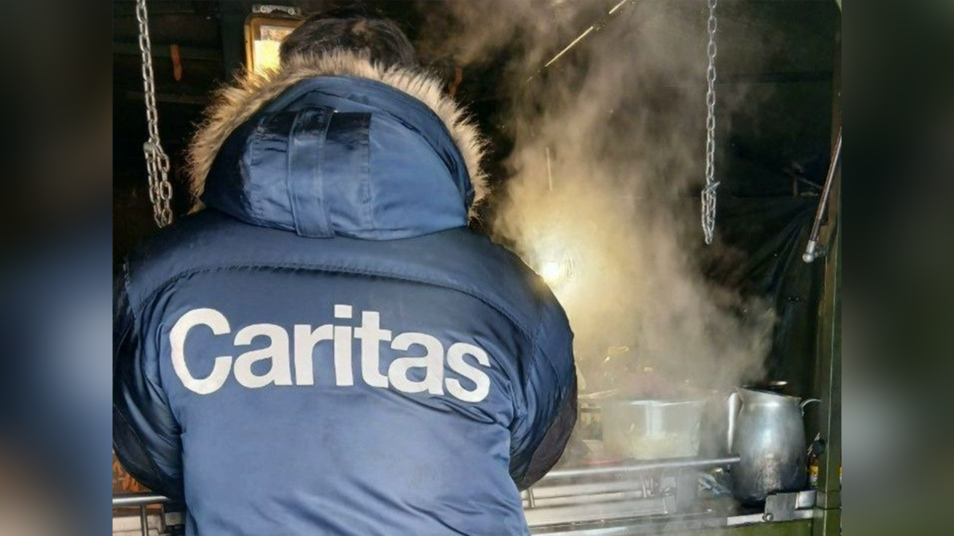 В КИЄВІ ПІД ЗАГРОЗОЮ МАЛІ ДІТИ, ПОХИЛІ ВІКОМ ТА ЛЮДИ З ІНВАЛІДНІСТЮ – ОЛЕКСАНДР МАГДАЛІЦ, МЕНЕДЖЕР ПРОГРАМИ ПРОДУКТОВОЇ БЕЗПЕКИ ТА ШВИДКОГО РЕАГУВАННЯ «КАРІТАСУ УКРАЇНИ».