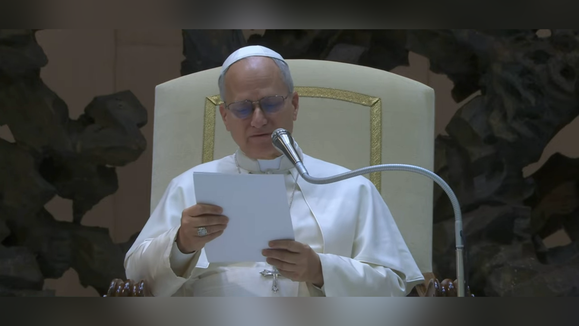 ДЯКУЮ ТИМ, ХТО ПІДТРИМУЄ НАСЕЛЕННЯ УКРАЇНИ В ЦЕЙ ЧАС СИЛЬНИХ МОРОЗІВ – СВЯТІШИЙ ОТЕЦЬ ПАПА ЛЕВ XIV.