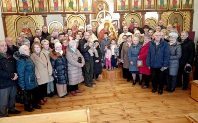 Ікона Пресвятої Богородиці «Милосердя Двері» з Ярослава на парафіях в М’ястку і Барціно