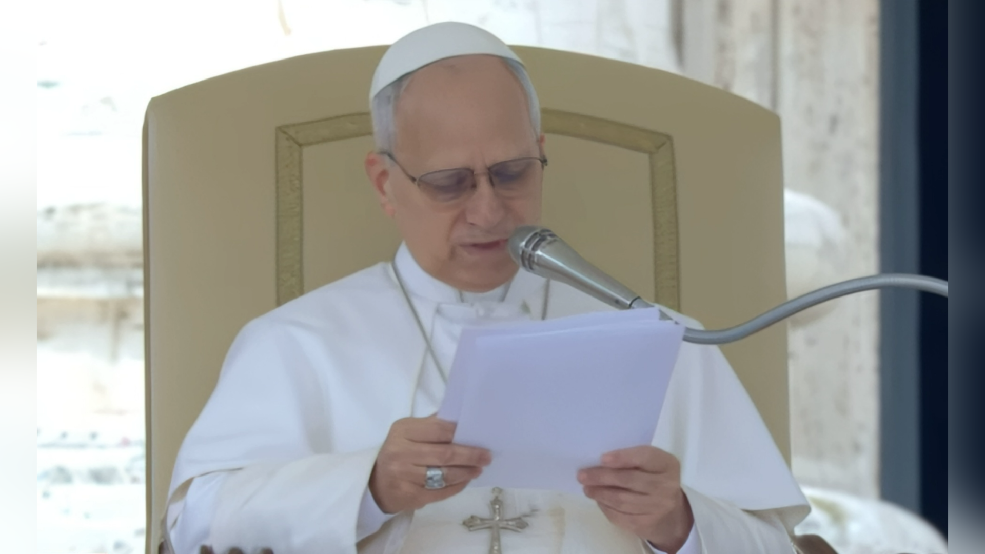 НЕ ІСНУЄ ІДЕАЛЬНОЇ, ОКРЕМОЇ ВІД ЗЕМЛІ ЦЕРКВИ, А ХРИСТОВА, ВТІЛЕНА В ІСТОРІЇ – СВЯТІШИЙ ОТЕЦЬ ПАПА ЛЕВ XIV.