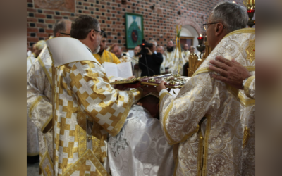 ВІРА ЦЕРКВИ (60): ЄПИСКОПИ – НАСТУПНИКИ АПОСТОЛІВ – ПРИГОТУВАВ О. ЯКІВ ШУМИЛО, ЧСВВ.