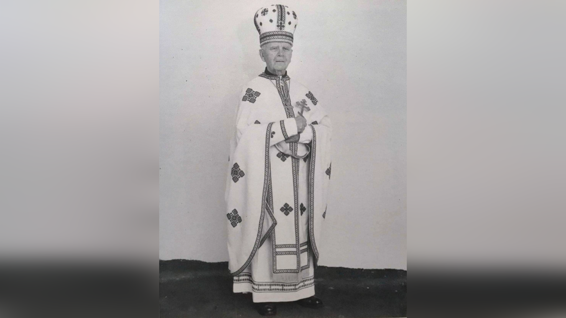 ДЕНЬ НАРОДЖЕННЯ О. МІТРАТА ЗЕНОНА ЗЛОЧОВСЬКОГО – СВЯЩЕННИК УГКЦ – СВІТОЧ ДУХОВНОСТІ, КОМПОЗИТОР СВЯЩЕННОЇ МУЗИКИ – (110 РОКІВ ТОМУ).