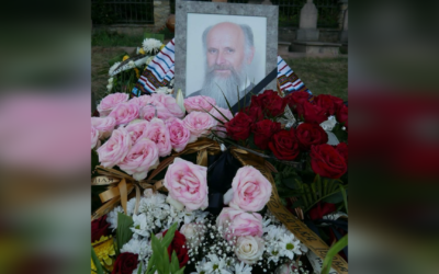 НА ПРИКАРПАТТІ ПОПРОЩАЛИСЯ З ІЄРОМОНАХОМ НИКОДИМОМ ГУРАЛЮКОМ, ЧСВВ – ЛЮДИНА ВЕЛИКОЇ ВІРИ, МУДРИЙ НАСТАВНИК, РЕВНИЙ СВЯЩЕННИК І НЕВТОМНИЙ БУДІВНИЧИЙ БОЖОЇ СПРАВИ.